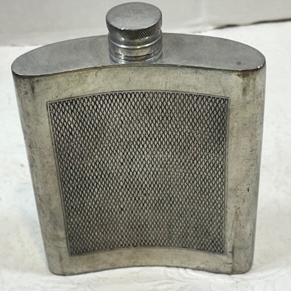 VTG Sheffield Rose English Pewter Hip 3 Oz. Drinking Curved Flask 3.25"x4.5" - Picture 5 of 15